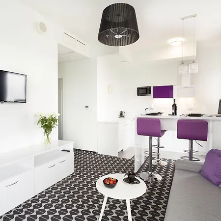 Vola Aparthotel Warsaw